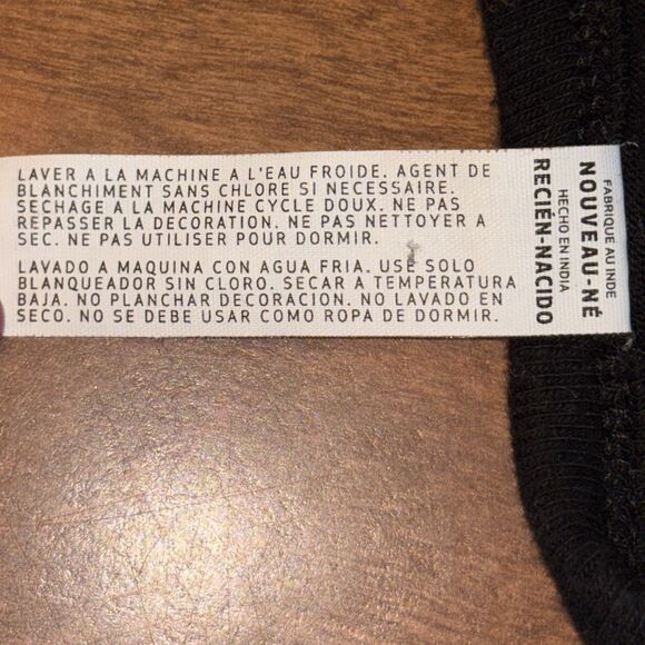 Ruby's Rubbish Newborn Unisex Body Suit "Ain't No Momma Like The One I Got.” - Picture 4 of 6